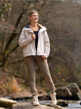 NWT American Outdoorsman Women’s High Rise Quilted Front Joggers